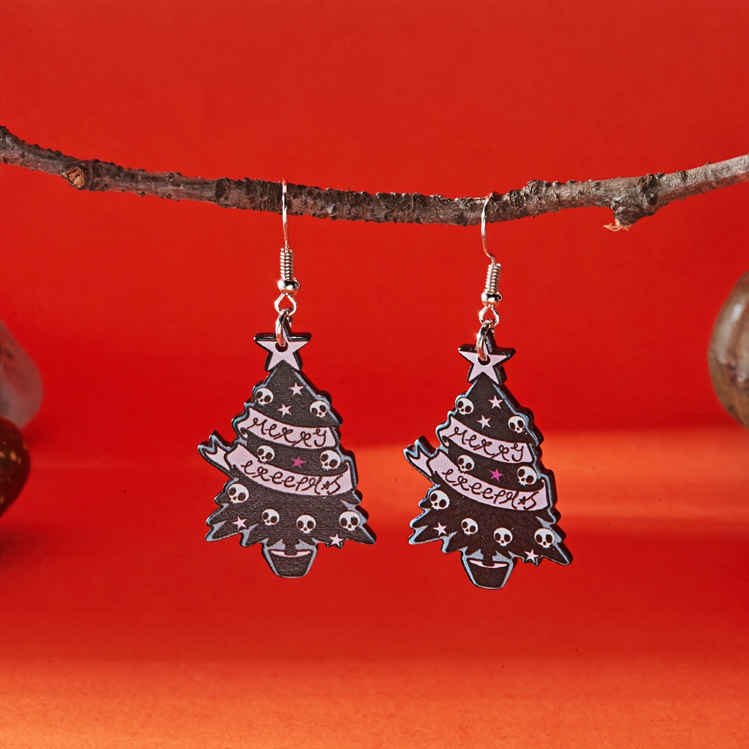 2pcs Women's Gothic Skull Pendant Dangle Earrings